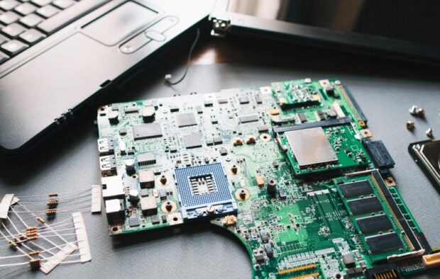 Should I Repair My Laptop or Buy a New One? - Comeau Computing